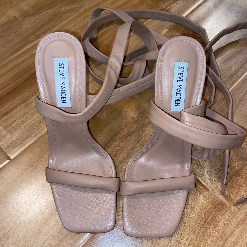STEVE MADDEN Utilize Tie-up Nude Dress Sandals High Heels Square Toe 4.5 inch - Picture 2 of 11